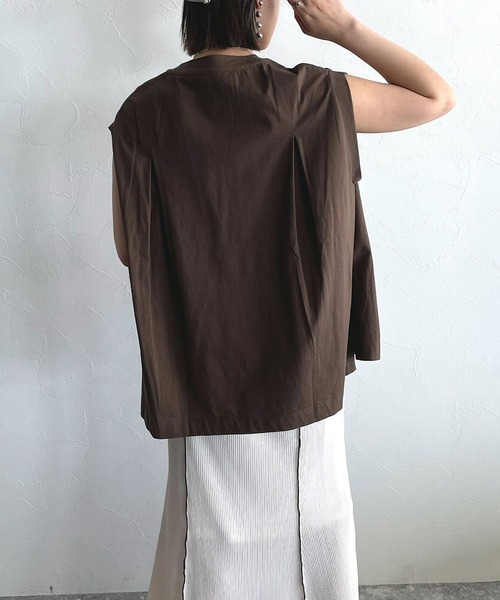 PAGEBOY(ページボーイ)の「タックノースリBIGT(Tシャツ/カットソー・レディース・ブラック/ブラウン/オフホワイト・FREE)」の22枚目の写真