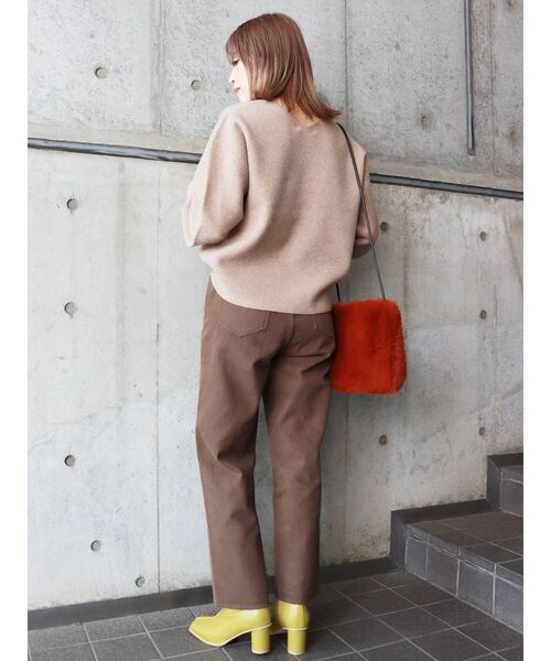 MURUA（ムルーア）の「アシメカットカラーパンツ（デニムパンツ・レディース・ブラック/ブラウン/インディゴブルー・1/2）」の19枚目の写真