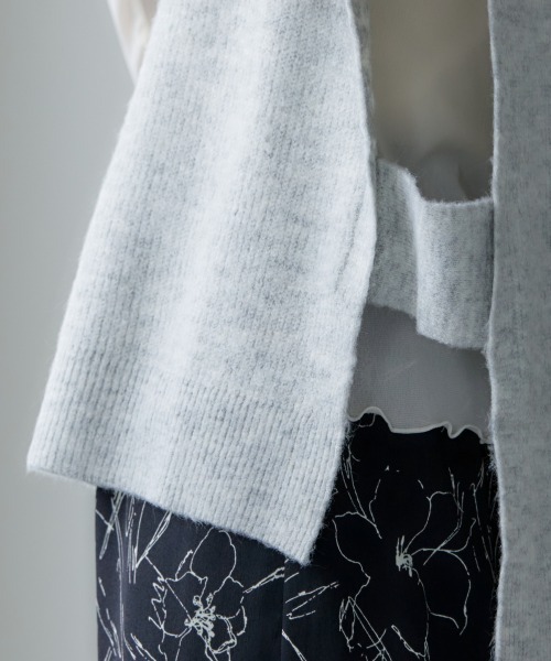 miclat（ミクラ）の「大きいサイズ Vネックニットベスト miclat（ベスト・レディース・ブラック/ライトグレー・3L/4L/LL/L）」の16枚目の写真