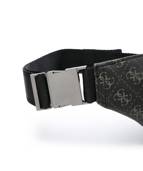 Guess（ゲス）の「VEZZOLA Squared Bum Bag（ボディバッグ/ウエストポーチ・メンズ・グレー・ONE SIZE）」の7枚目の写真