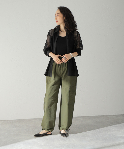 Oriens JOURNAL STANDARD（オリエンス ジャーナルスタンダード）の「C/NY Wide Cargo Pants / コットンナイロンワイドカーゴパンツ（カーゴパンツ・レディース・ホワイト/カーキ/オレンジ・SMALL/MEDIUM）」の12枚目の写真