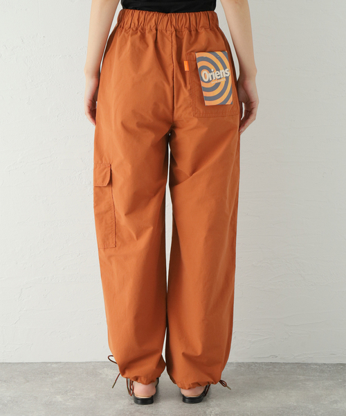 Oriens JOURNAL STANDARD（オリエンス ジャーナルスタンダード）の「C/NY Wide Cargo Pants / コットンナイロンワイドカーゴパンツ（カーゴパンツ・レディース・ホワイト/カーキ/オレンジ・SMALL/MEDIUM）」の18枚目の写真