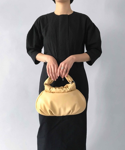 LE VERNIS(ル・ベルニ)の「LE VERNIS(ル・ベルニ)ジグリーPUminiバッグ(ハンドバッグ・レディース・ブラック/ベージュ・FREE)」の12枚目の写真