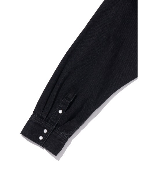 Levi's(リーバイス)の「Levi's/リーバイス DORSEY XL オーバーサイズ ウエスタンシャツ BLACK RINSE(その他トップス・レディース・ブラック・M/XS/S)」の15枚目の写真