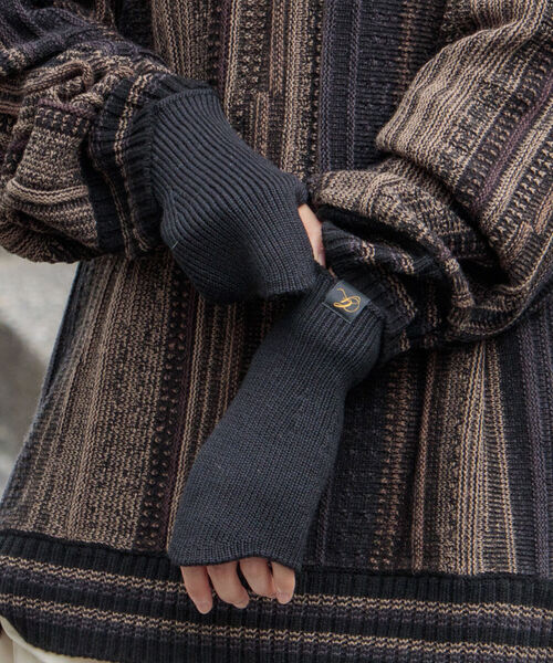 GLOSTER（グロスター）の「【GLOSTER/グロスター】抗ピリング リブニットアームカバー フィンガーレスグローブ（手袋・メンズ・ブラック/ベージュ/ネイビー/グレー/オレンジ/マスタード/バイオレット/キナリ・FREE）」の3枚目の写真