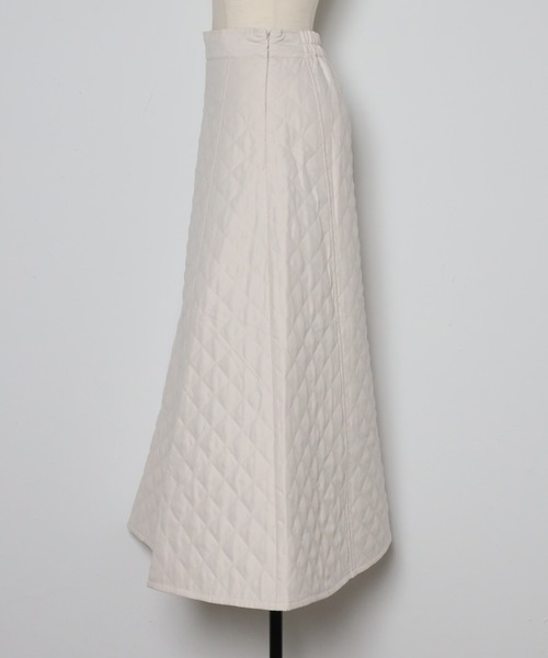 Bonjour Sagan（ボンジュールサガン）の「ボリュームフレアキルティングスカート（スカート・レディース・ブラック/ベージュ/カーキ/アイボリー・FREE）」の11枚目の写真