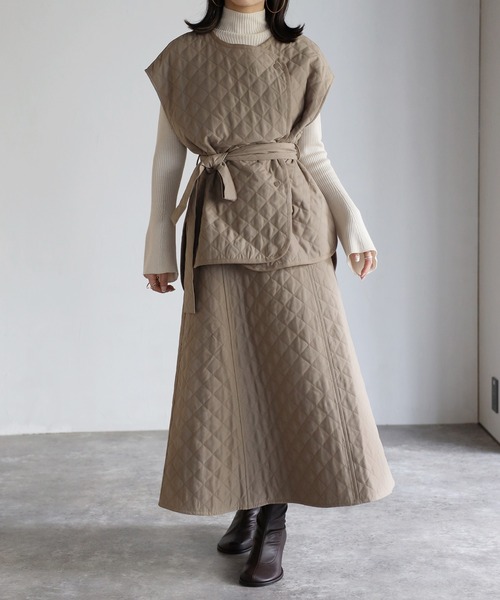 Bonjour Sagan（ボンジュールサガン）の「ボリュームフレアキルティングスカート（スカート・レディース・ブラック/ベージュ/カーキ/アイボリー・FREE）」の15枚目の写真