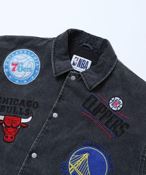 NBA（エヌビーエー）の「NBA/エヌビーエー 別注 NBAチームワッペン刺繍