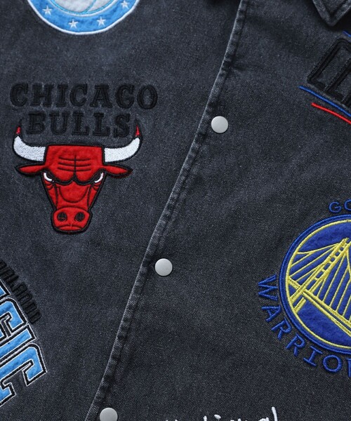 NBA（エヌビーエー）の「NBA/エヌビーエー 別注 NBAチームワッペン刺繍