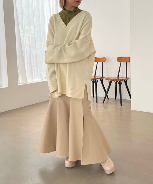 MAJESTIC LEGON(マジェスティックレゴン)の「FruityカラーVニット(ニット/セーター・レディース・パープル/オレンジ/グリーン/アイボリー・MEDIUM)」の22枚目の写真