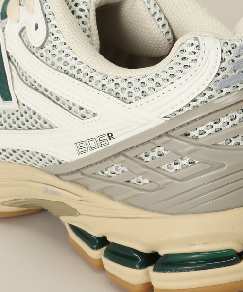 NEW BALANCE(ニューバランス)の「【New Balance / ニューバランス】M1906R P / Q(スニーカー・メンズ・チャコールグレー/グリーン・27.5cm/27cm/28cm/26.5cm/26cm/25.5cm)」の12枚目の写真