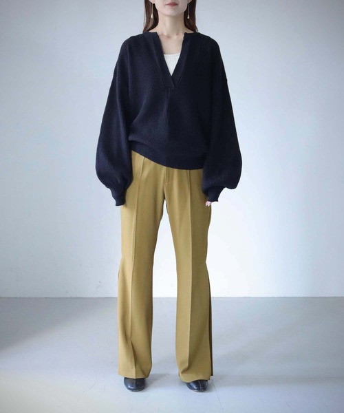 cheriella(シェリエラ)の「【cheriella】WEB限定片畦キーネックニット(ニット/セーター・レディース・ブラック/ベージュ/アイボリー・M)」の17枚目の写真