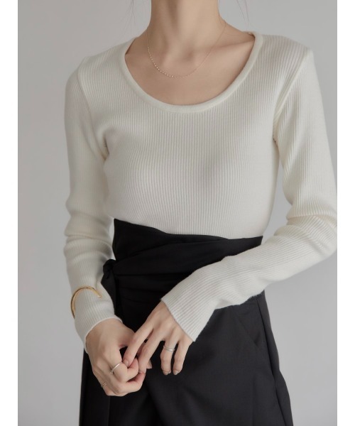 amel（エイメル）の「クルーネックリブニット/アイボリー（Tシャツ/カットソー・レディース・アイボリー・FREE）」の11枚目の写真
