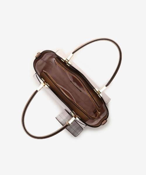 & chouette(アンドシュエット)の「リップケース付きハンドル金具トート(ハンドバッグ・レディース・オフホワイト/ライトブルー/ラベンダー・FREE)」の18枚目の写真