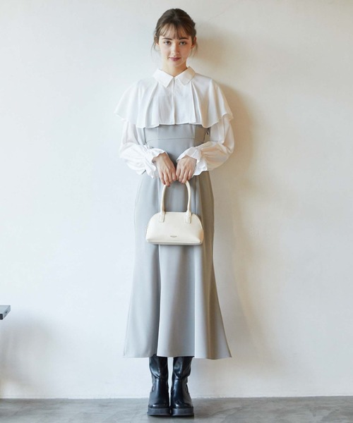 archives(アルシーヴ)の「タックカラー付レイヤードワンピース(ワンピース・レディース・グレイッシュベージュ/ブラック/ベージュ・MEDIUM)」の3枚目の写真