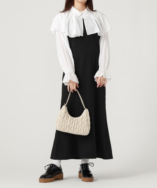 archives(アルシーヴ)の「タックカラー付レイヤードワンピース(ワンピース・レディース・グレイッシュベージュ/ブラック/ベージュ・MEDIUM)」の2枚目の写真