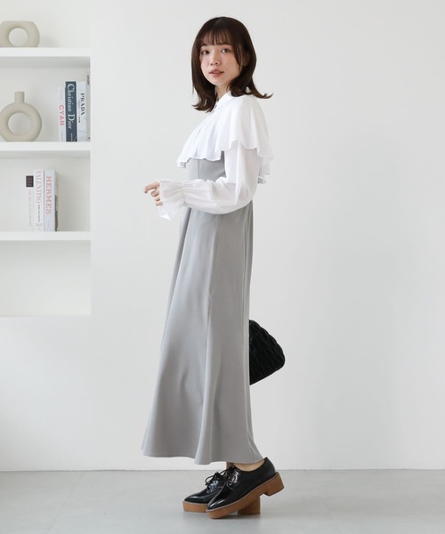 archives(アルシーヴ)の「タックカラー付レイヤードワンピース(ワンピース・レディース・グレイッシュベージュ/ブラック/ベージュ・MEDIUM)」の10枚目の写真