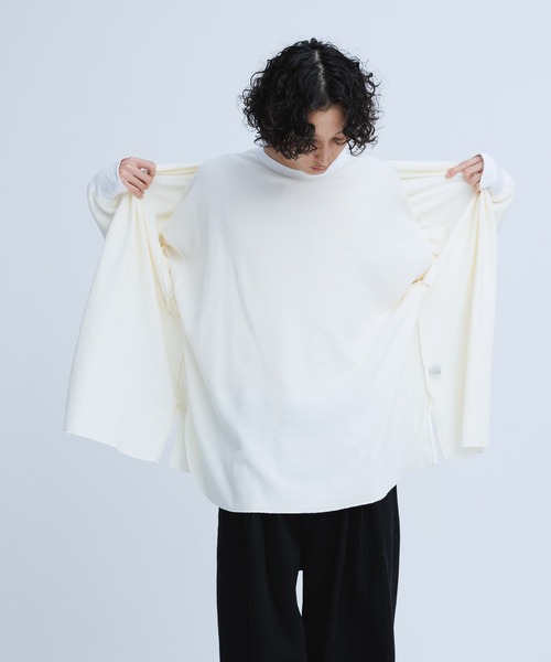 ADAM ET ROPE'(アダムエロペ)の「【WEB限定】ボリュームスリーブ サーマル ロングスリーブ カットソー / 2トーン / ユニセックス(Tシャツ/カットソー・メンズ・ホワイト/ブラック/グレー・M/L)」の6枚目の写真