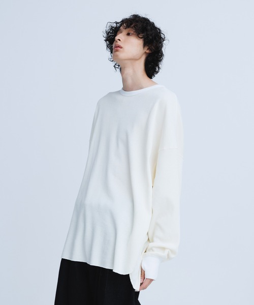 ADAM ET ROPE'(アダムエロペ)の「【WEB限定】ボリュームスリーブ サーマル ロングスリーブ カットソー / 2トーン / ユニセックス(Tシャツ/カットソー・メンズ・ホワイト/ブラック/グレー・M/L)」の4枚目の写真