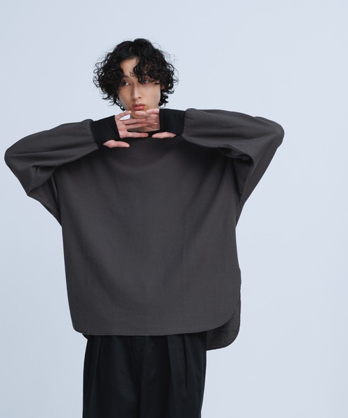 ADAM ET ROPE'(アダムエロペ)の「【WEB限定】ボリュームスリーブ サーマル ロングスリーブ カットソー / 2トーン / ユニセックス(Tシャツ/カットソー・メンズ・ホワイト/ブラック/グレー・M/L)」の13枚目の写真