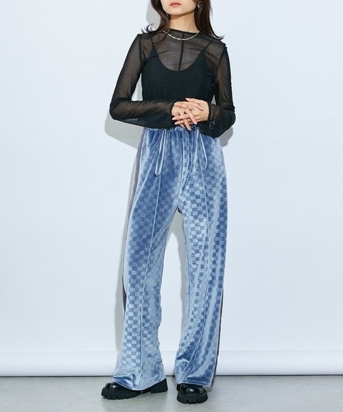 Lui's（ルイス）の「ドロストベロアラインパンツ（その他パンツ・レディース・ブラック/ブラウン/サックスブルー・FREE）」の12枚目の写真