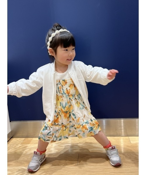 GAP(ギャップ)の「バルーンスリーブジャケット(幼児)(ブルゾン・キッズ・ベージュ/パープル系その他/オフホワイト・12-18M/18-24M/2 YRS/3 YRS/4 YRS/5 YRS/6-12M)」の9枚目の写真
