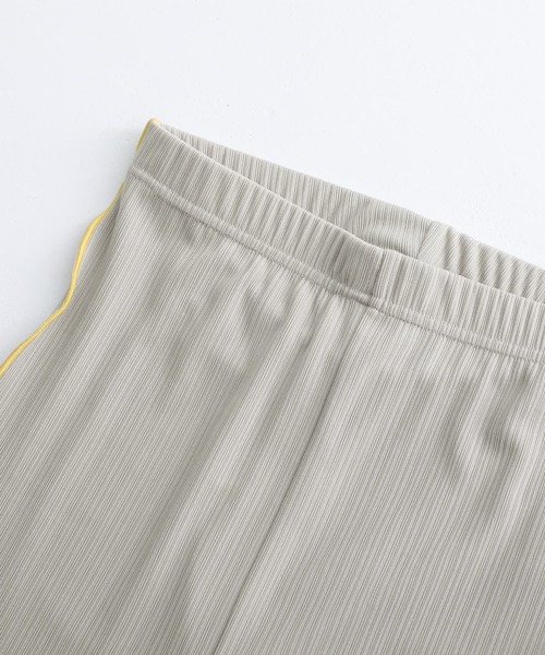 osharewalker（オシャレウォーカー）の「『配色メローランダムリブレギンス』（レギンス/スパッツ・レディース・グレー/グリーン/ブラック/パープル・1/2）」の16枚目の写真