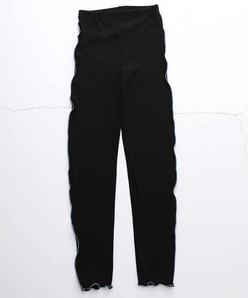 osharewalker（オシャレウォーカー）の「『配色メローランダムリブレギンス』（レギンス/スパッツ・レディース・グレー/グリーン/ブラック/パープル・1/2）」の22枚目の写真