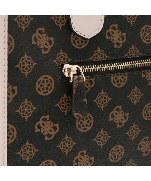 Guess（ゲス）の「GUESS X BRANDALISED(R) WITH GRAFFITI BY BANKSY 2 Compartment Tote（トートバッグ・レディース・ブラウン・ONE SIZE）」の10枚目の写真