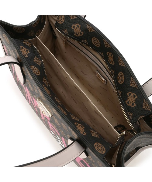 Guess（ゲス）の「GUESS X BRANDALISED(R) WITH GRAFFITI BY BANKSY 2 Compartment Tote（トートバッグ・レディース・ブラウン・ONE SIZE）」の12枚目の写真