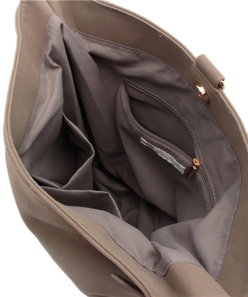 Chico(チコ)の「フリンジ付2WAYリュック(バックパック/リュック・レディース・グレー/ホワイト/カーキ・FREE)」の10枚目の写真