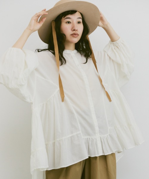 Libra Cue(リブラ キュー)の「バルーンスリーブティアードブラウス(シャツ/ブラウス・レディース・ブラック/ピンク/カーキ/アイボリー・FREE)」の16枚目の写真