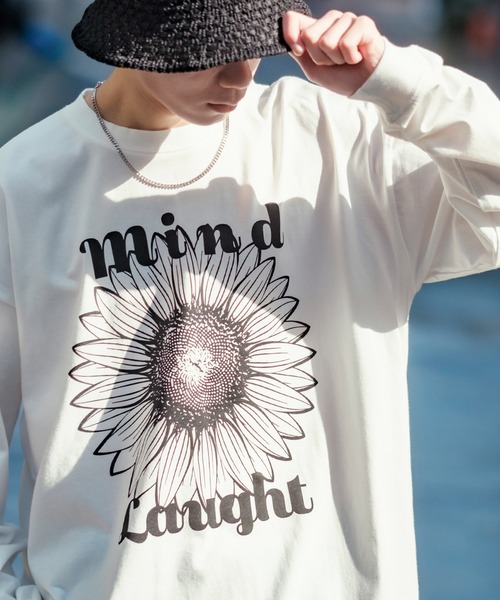 improves(インプローブス)の「【UAU】Mind Laught フラワープリント ロンT(Tシャツ/カットソー・メンズ・ホワイト/ブラック/ブラック系その他/ホワイト系その他・MEDIUM/LARGE/X-LARGE)」の2枚目の写真