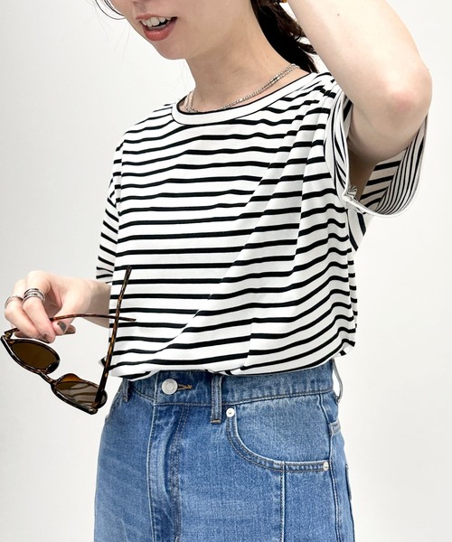 LEPSIM（レプシィム）の「マルチキノウベーシックT　163542（Tシャツ/カットソー・レディース・ブラック/グレー/オフホワイト/カーキ/ライトグリーン/ラベンダー・MEDIUM/SMALL）」の4枚目の写真