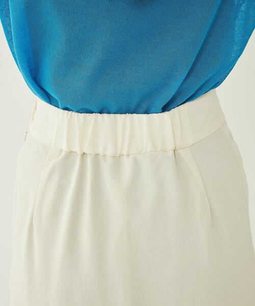 green label relaxing（グリーンレーベルリラクシング）の「ICE ポリエステル マーメイド スカート -接触冷感-（スカート・レディース・ベージュ/ネイビー/オフホワイト・36/38）」の11枚目の写真