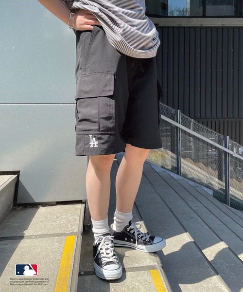 MLB(メジャーリーグベースボール)の「【MLB/エムエルビー】ロゴ刺繍カーゴショートパンツ(その他パンツ・メンズ・カーキ/ブラック/ネイビー・MEDIUM/LARGE)」の10枚目の写真