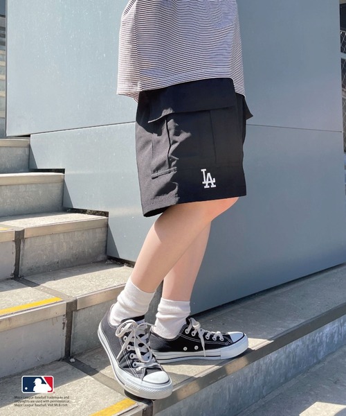 MLB(メジャーリーグベースボール)の「【MLB/エムエルビー】ロゴ刺繍カーゴショートパンツ(その他パンツ・メンズ・カーキ/ブラック/ネイビー・MEDIUM/LARGE)」の12枚目の写真