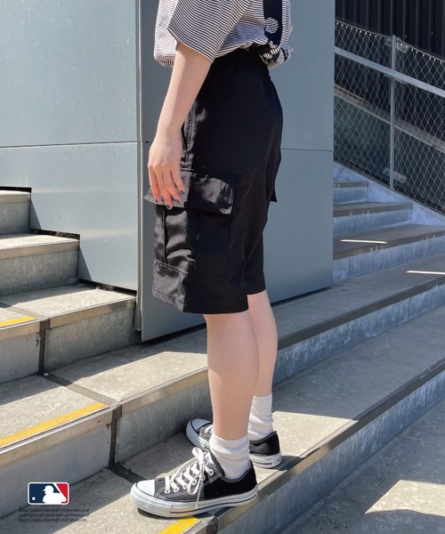 MLB(メジャーリーグベースボール)の「【MLB/エムエルビー】ロゴ刺繍カーゴショートパンツ(その他パンツ・メンズ・カーキ/ブラック/ネイビー・MEDIUM/LARGE)」の16枚目の写真