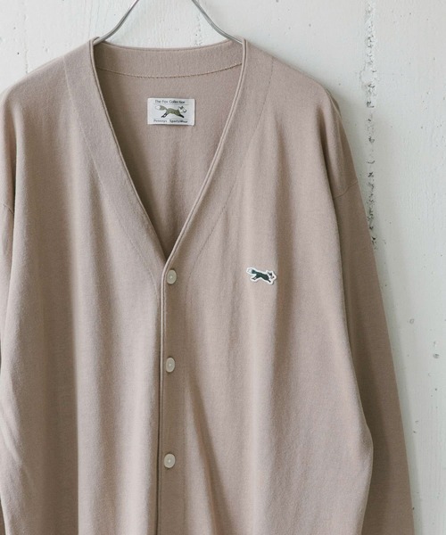 PENNEYS(ぺニーズ)の「『別注』PENNEYS×DOORS THEFOXライトニットカーディガン(カーディガン/ボレロ・メンズ・モカ/ネイビー/ライトブルー/グレー・MEDIUM/LARGE/X-LARGE)」の1枚目の写真