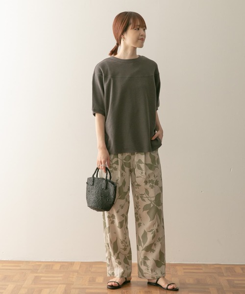 URBAN RESEARCH DOORS(アーバンリサーチドアーズ)の「スラブインレイ切替プルオーバー(Tシャツ/カットソー・レディース・チャコールグレー/オフホワイト/ライトカーキ・MEDIUM)」の11枚目の写真