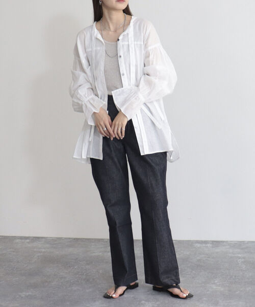 fredy emue（フレディエミュ）の「【fredyemueフレディエミュ】リネン混2WAYボウタイシャツ（シャツ/ブラウス・レディース・ベージュ/チャコールグレー/オフホワイト・38）」の6枚目の写真