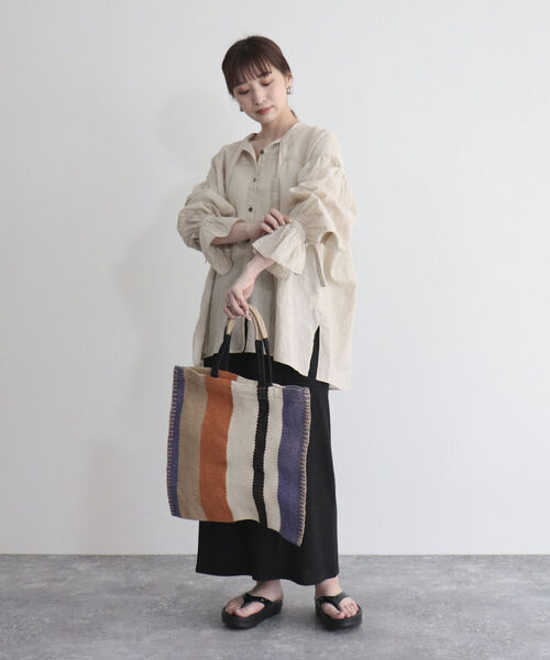 fredy emue（フレディエミュ）の「【fredyemueフレディエミュ】リネン混2WAYボウタイシャツ（シャツ/ブラウス・レディース・ベージュ/チャコールグレー/オフホワイト・38）」の14枚目の写真