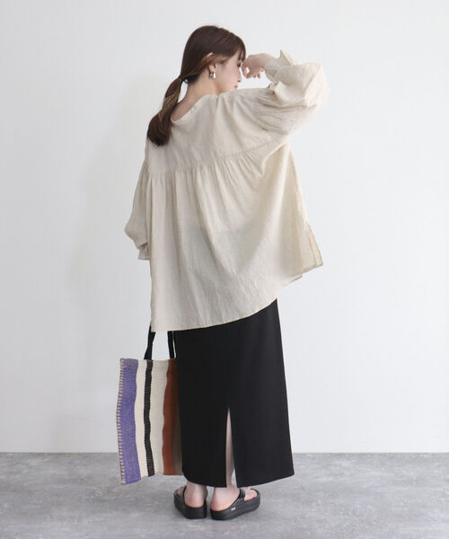 fredy emue（フレディエミュ）の「【fredyemueフレディエミュ】リネン混2WAYボウタイシャツ（シャツ/ブラウス・レディース・ベージュ/チャコールグレー/オフホワイト・38）」の17枚目の写真