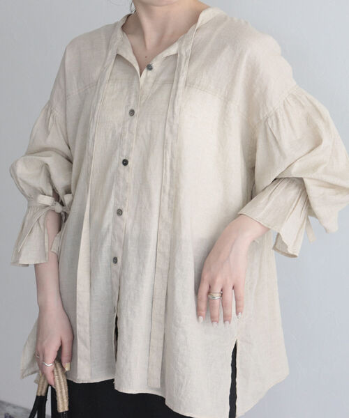 fredy emue（フレディエミュ）の「【fredyemueフレディエミュ】リネン混2WAYボウタイシャツ（シャツ/ブラウス・レディース・ベージュ/チャコールグレー/オフホワイト・38）」の22枚目の写真