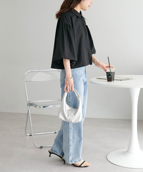 DISCOAT（ディスコート）の「袖バルーンクロップドシャツ（シャツ/ブラウス・レディース・オフホワイト/ブラック・FREE）」の5枚目の写真