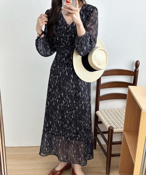 aimoha(アイモハ)の「花柄 Vネックシフォンワンピース (SS)(ワンピース・レディース・ベージュ/ブラック・MEDIUM/LARGE)」の15枚目の写真