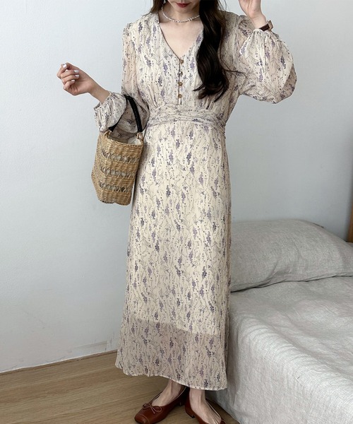 aimoha(アイモハ)の「花柄 Vネックシフォンワンピース (SS)(ワンピース・レディース・ベージュ/ブラック・MEDIUM/LARGE)」の18枚目の写真