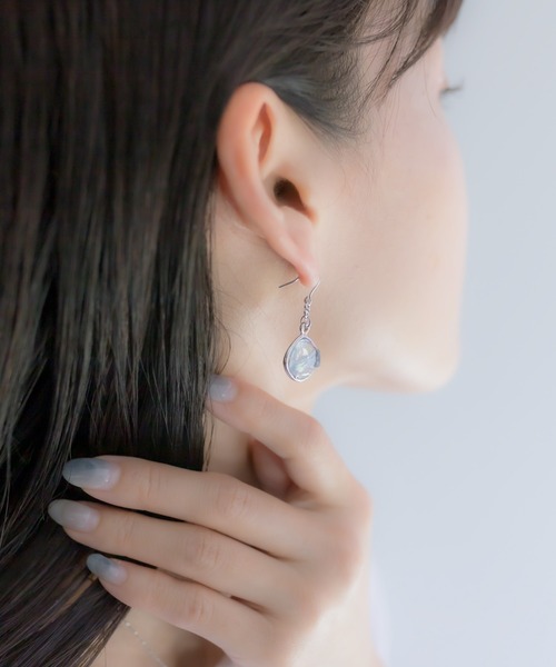 ear PAPILLONNER（イアパピヨネ）の「クリスタルエポピアス（ピアス（両耳用）・レディース・シルバー/ゴールド・FREE）」の12枚目の写真
