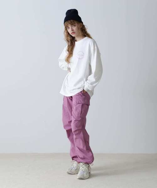 AVIREX(アヴィレックス)の「《直営店限定》L/S VARSITY LOGO T-SHIRT/ バーシティロゴTシャツ(Tシャツ/カットソー・レディース・ホワイト系2/ダークグリーン系/ブラック・F)」の20枚目の写真