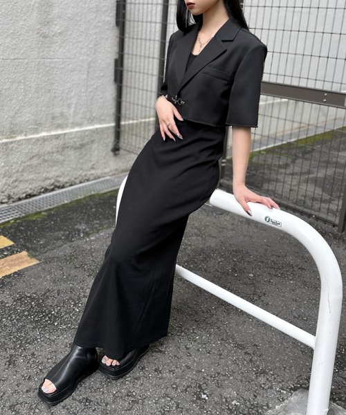 LVEU.（ラブユ.）の「【セットアップ対応】Design hook cropped jacket
